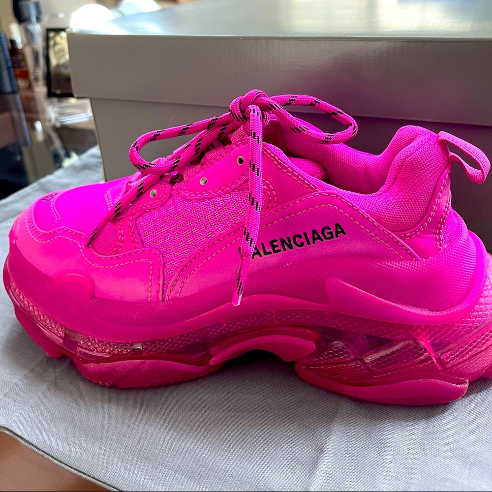 BALENCIAGA TRIPLE S CLEAR SOLE SNEAKER